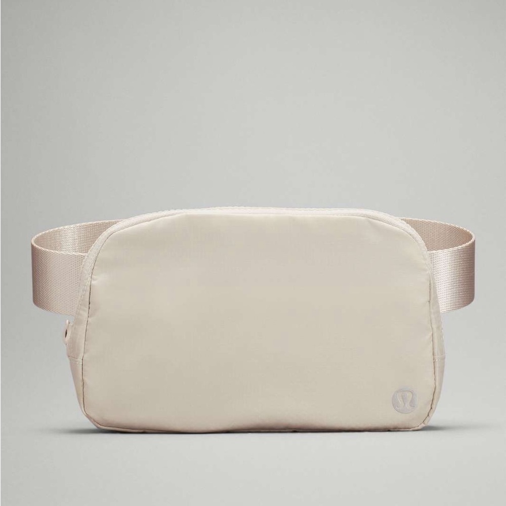 2L White Opal Everywhere Belt Bag